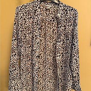 H&M Black and Cream Long Sleeve Notched Collar Shirt